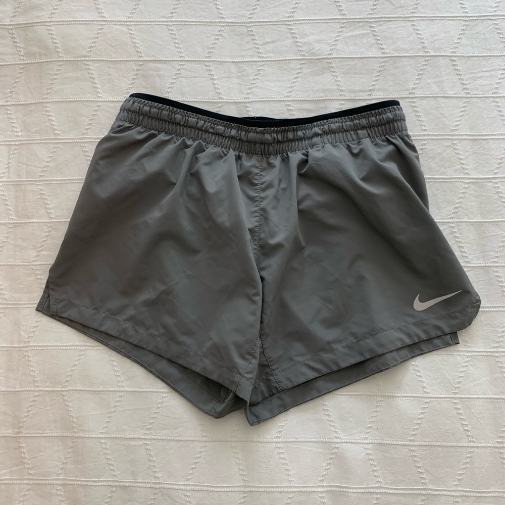 Nike running short